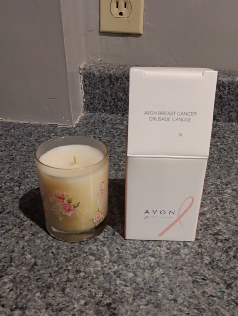 Avon Pink Ribbon Floral Scented Candle - White & Pink